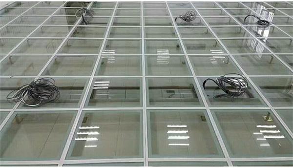 玻璃高架地板的应用